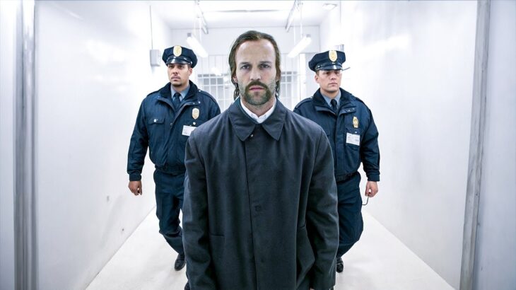 【映画紹介】7年間の獄中生活を経て、元ギャンブルの天才が、マフィアを壊滅させるほど危険な心理戦を携えて帰ってくる。